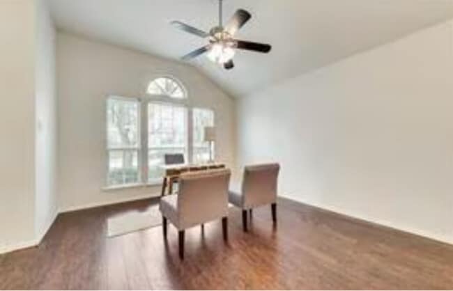 Building Photo - 122 Wildhaven Dr