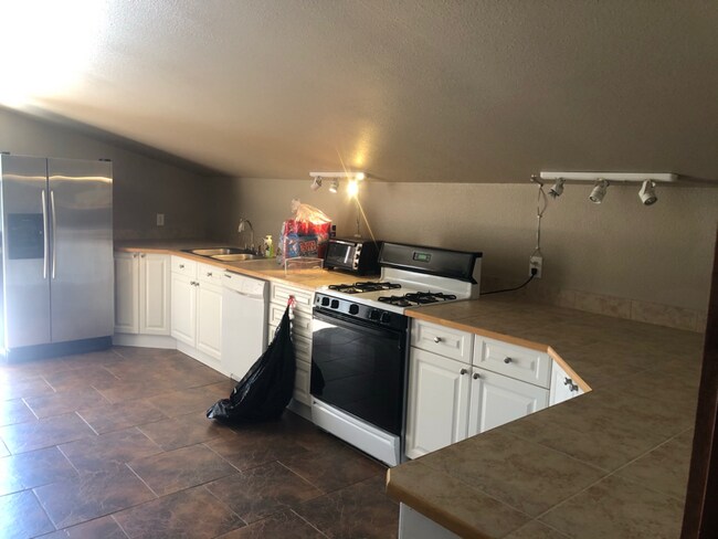Foto del edificio - 13601 Pine Creek Rd