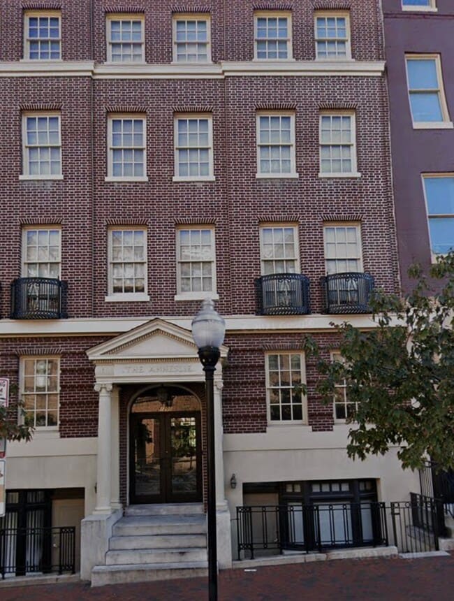 Building Photo - 1201 N Charles St
