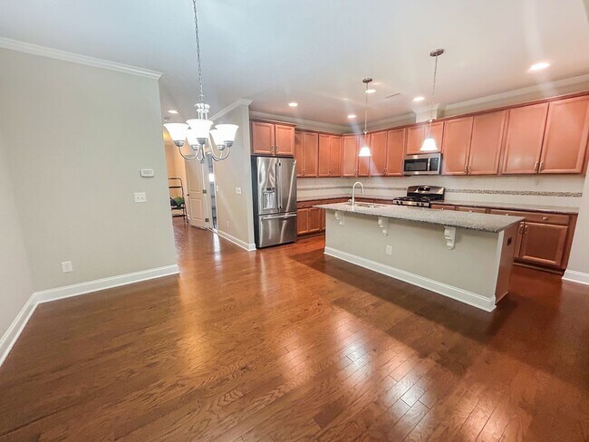 Foto del edificio - Beautiful 3BD/2.5BA townhome with garage in great Cary community and location!