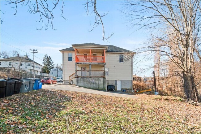 Foto del edificio - 1431 Plainfield Pike