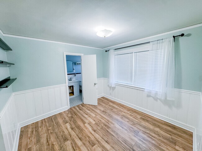 Foto del edificio - 13 Owens Rd