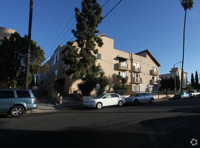 Building Photo - 5125 Harol Ave