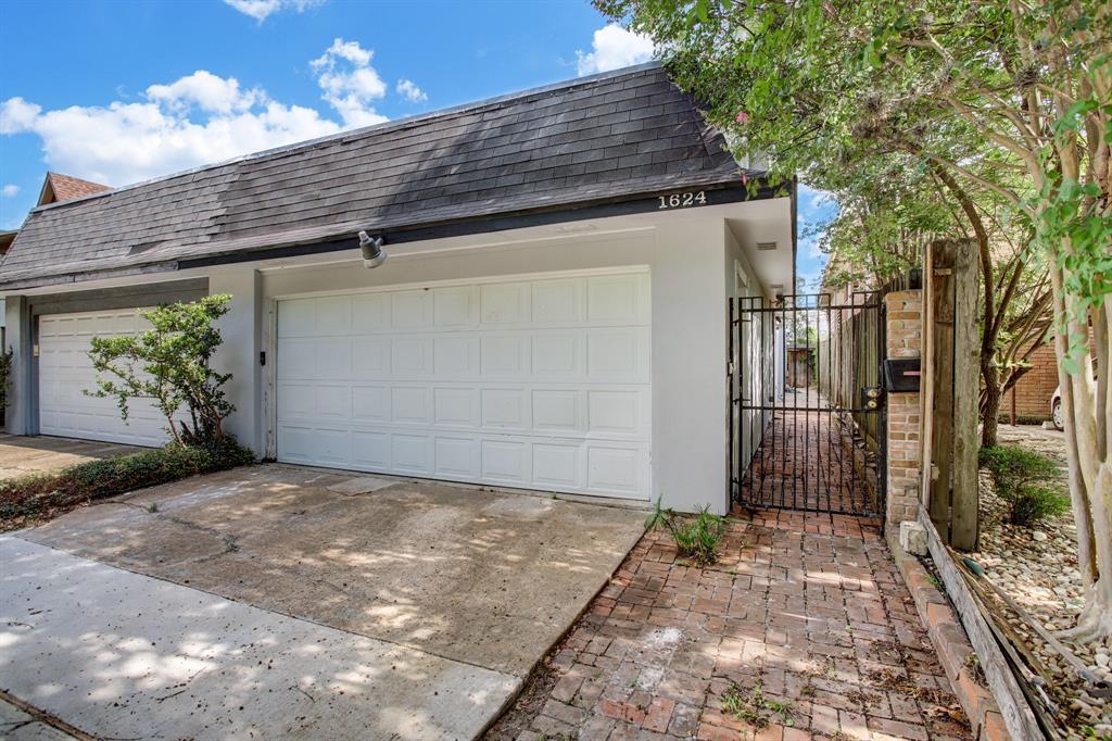 1624 Hawthorne St, Houston, TX 77006 Condo for Rent in Houston, TX