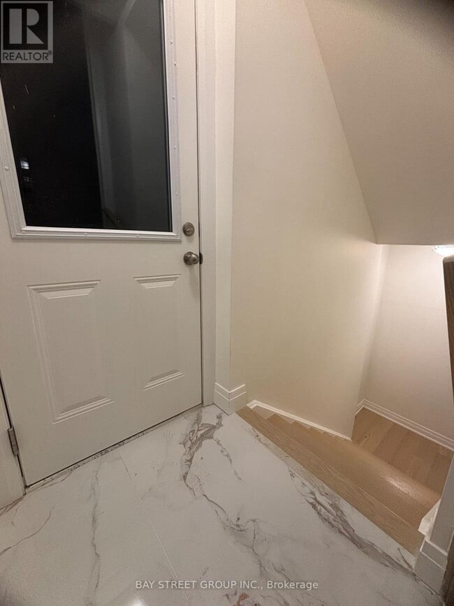 Building Photo - 115B Bond Crescent