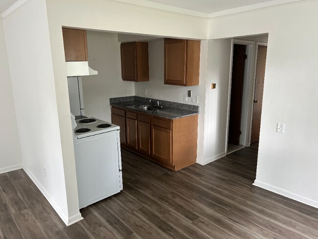 Foto del edificio - 21103 Vernier Rd