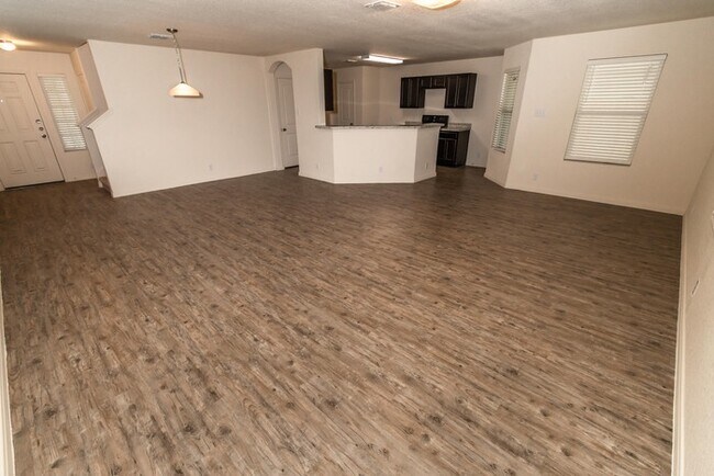 Building Photo - Tesoro Hills - 5030 War Horse Drive, San A...
