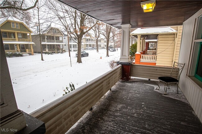 Foto del edificio - 6828 Indiana Ave