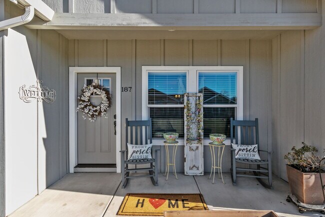 Foto del edificio - 187 Mellecker Way