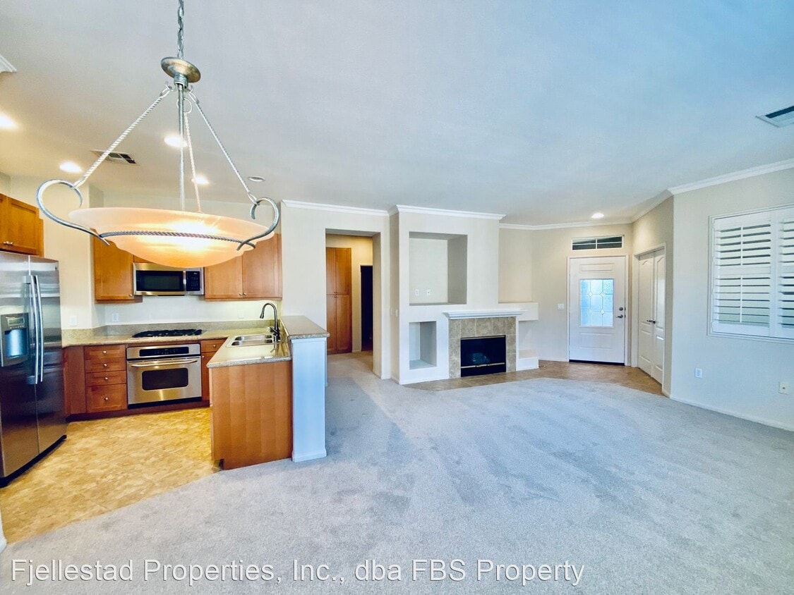 Primary Photo - 2 br, 2 bath House - 12697 Savannah Creek ...