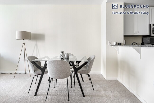 Building Photo - 550 Moreland Way