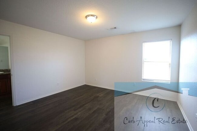 Foto del edificio - Beautiful 3 bed / 2 bath home with a spacious back yard - Nettleton!!