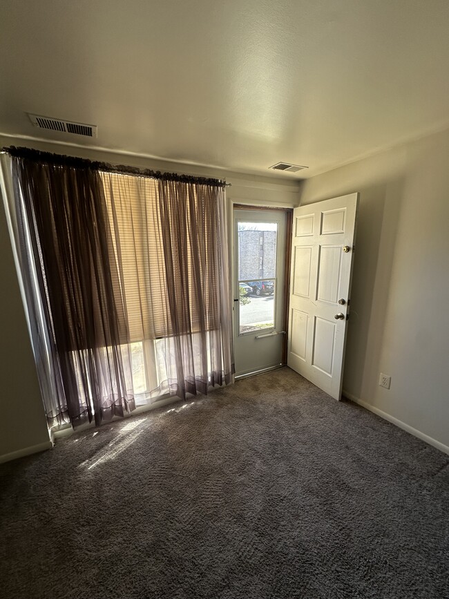 Living Room/ Rear Exit Door - 3307 Huntley Square Dr