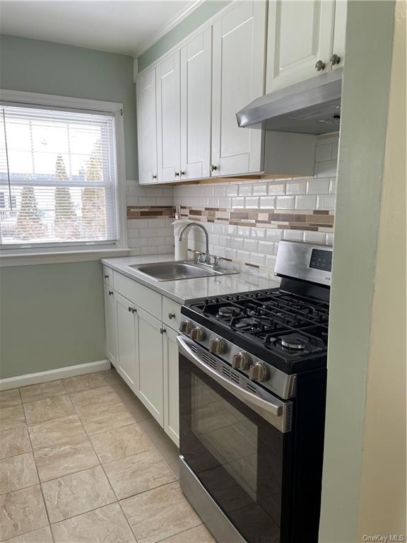 Building Photo - 65 Catskill Ave