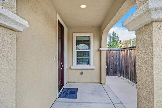 Foto del edificio - 1705 Hummingbird Way