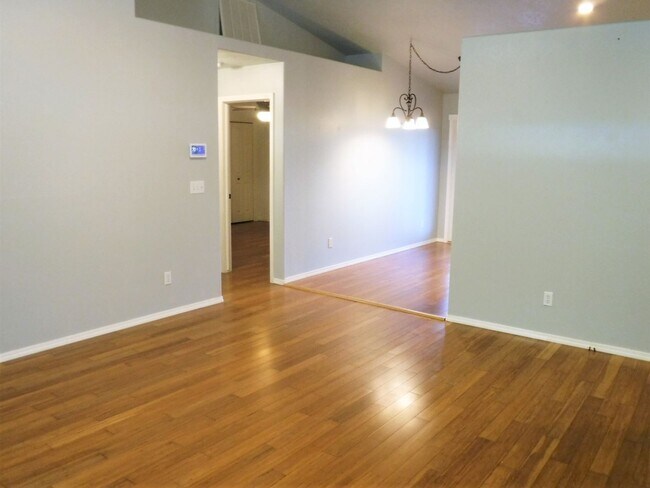 Foto del edificio - Adorable 3 bed 2 bath home in Middleton, j...