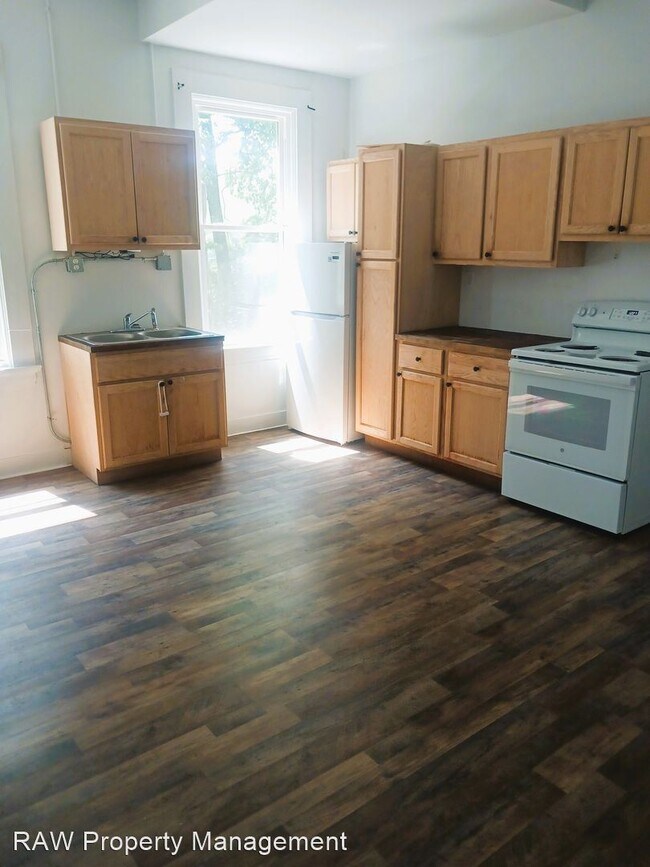 Foto del edificio - 3 br, 1 bath House - 1571 Tremont Street U...
