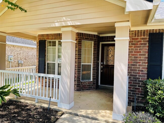 Foto del edificio - 10723 Lake Riata Ln