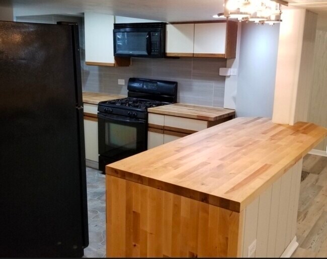 Foto del edificio - 14345 Park Ave