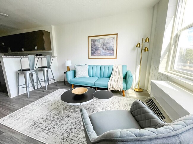 Building Photo - 2515 Burnet Ave