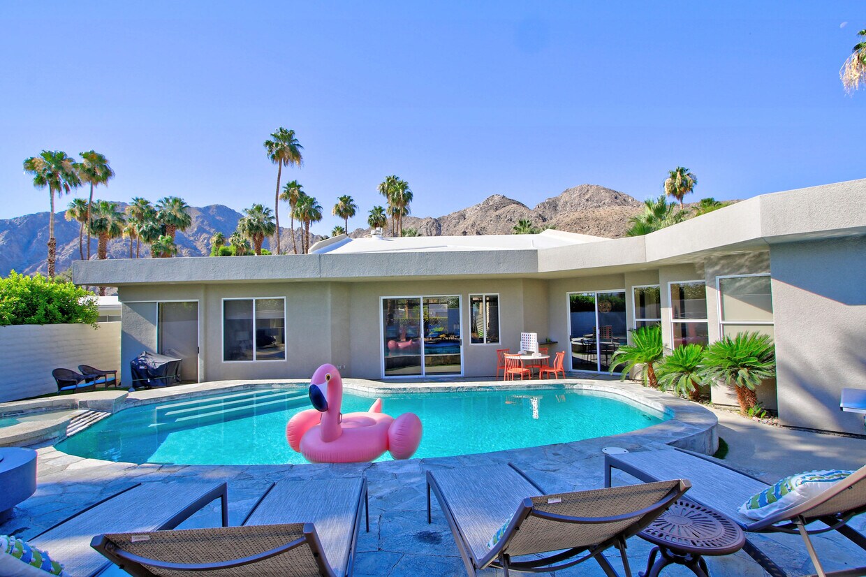 77114 Iroquois Dr, Indian Wells, CA 92210 House Rental in Indian