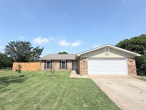 Building Photo - 7208 Garrett Pl