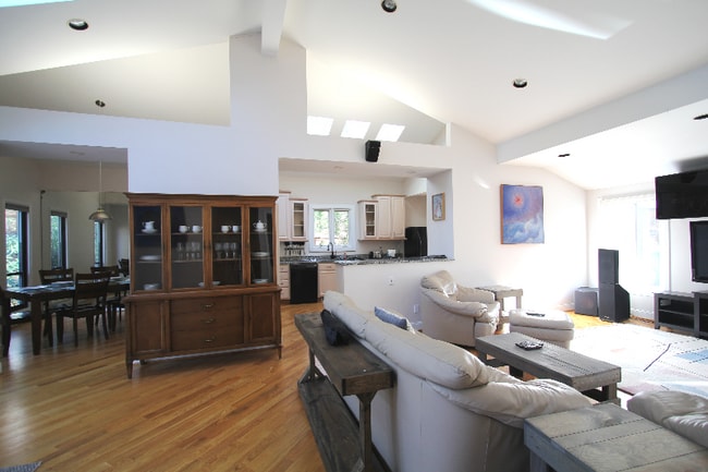 Foto del edificio - 1148 Kettle Ct NW