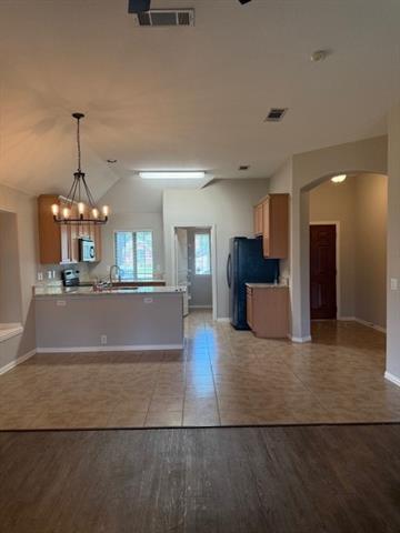 Building Photo - 2217 Kingsdale Ct