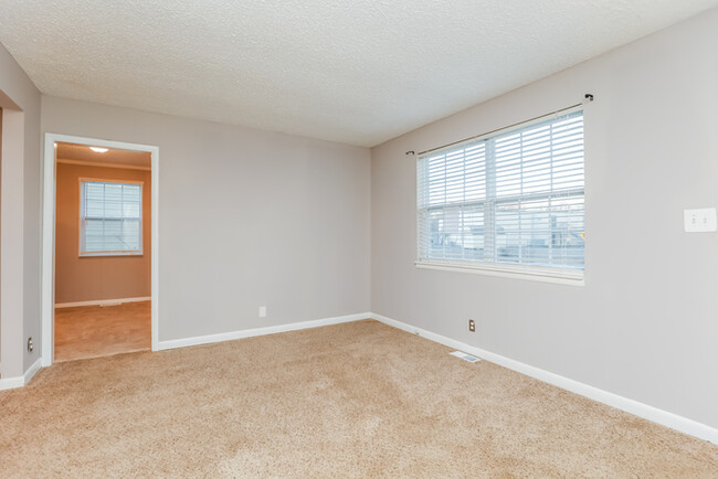 Foto del edificio - 3 Bedroom Clarksville Home