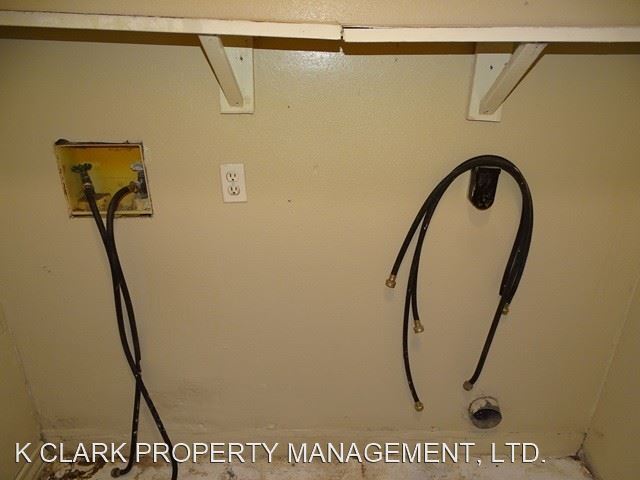 Foto del edificio - 3 br, 2 bath House - 7048 ATHERTON