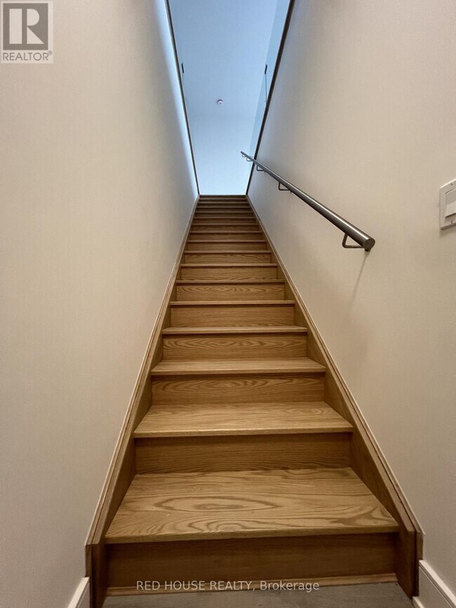 Photo du bâtiment - 138 Everett Cmn