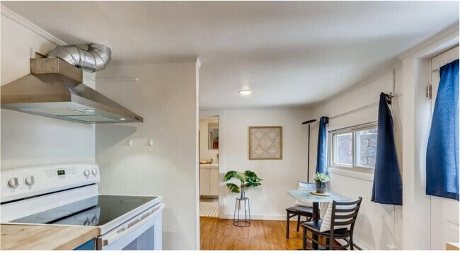 Foto del edificio - Canyon View