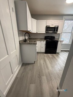 Building Photo - 19 Camp St