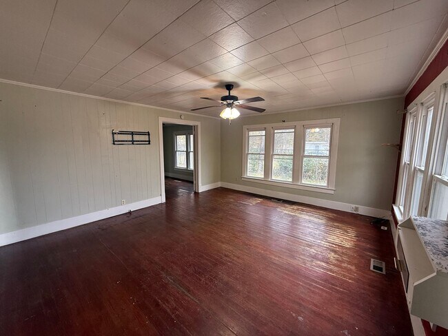 Foto del edificio - 1300 Aggie Rd