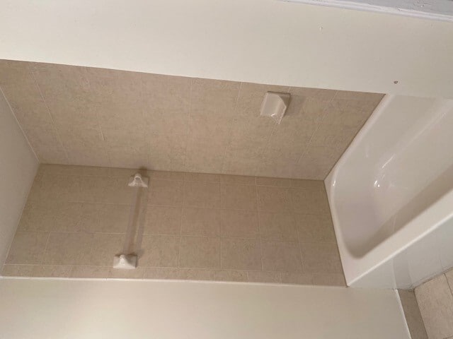 Building Photo - 8461 Bernwood Cove Loop