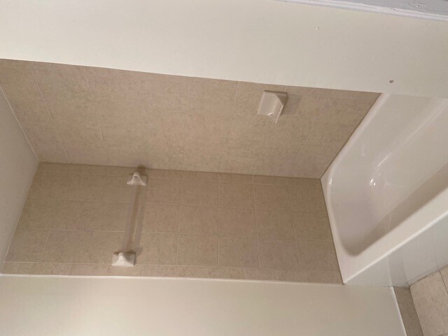 Foto del edificio - 8461 Bernwood Cove Loop