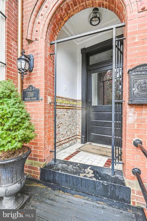 Foto principal - 1316 Florida Ave NW