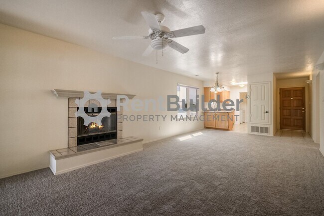 Building Photo - CALL US TODAY AT (505) 808-6467 TO SCHEDUL...