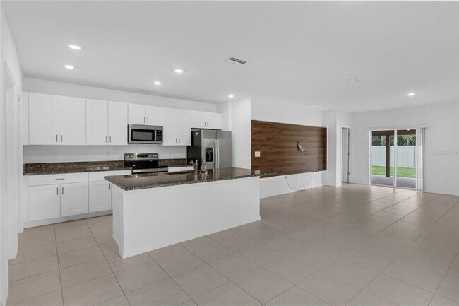 Building Photo - 4288 Bridle Booster Wy