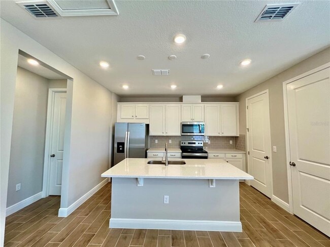 Foto del edificio - 10552 Pearson Ave