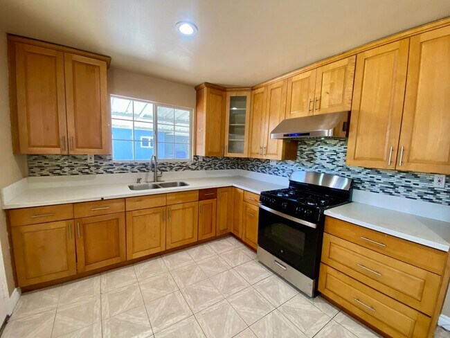 Foto del edificio - 536 Willow Ave
