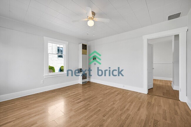 Foto del edificio - Charming 3-Bed Duplex in Renton - Spacious 1280 Sq Ft Haven!