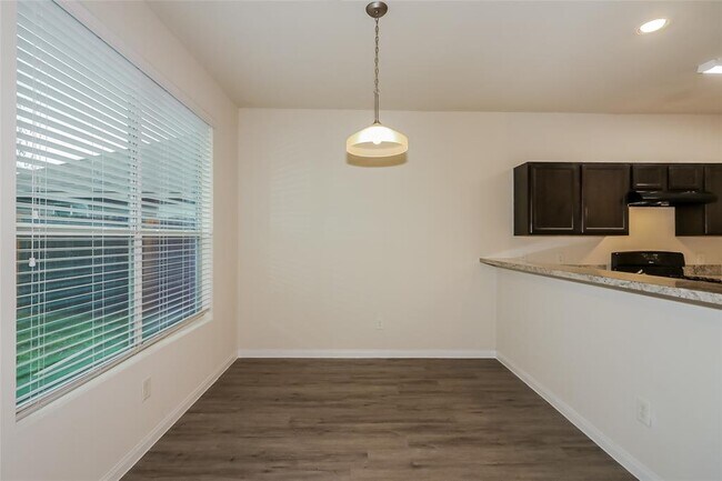 Building Photo - 1027 Imperial Heights Dr