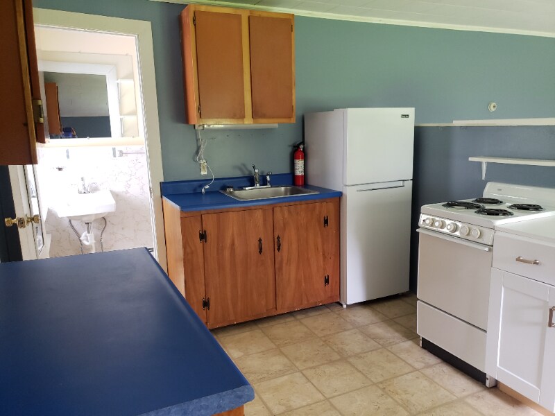 66 Hillside Rd Unit 2, Orono, ME 04473 Apartment for Rent in Orono
