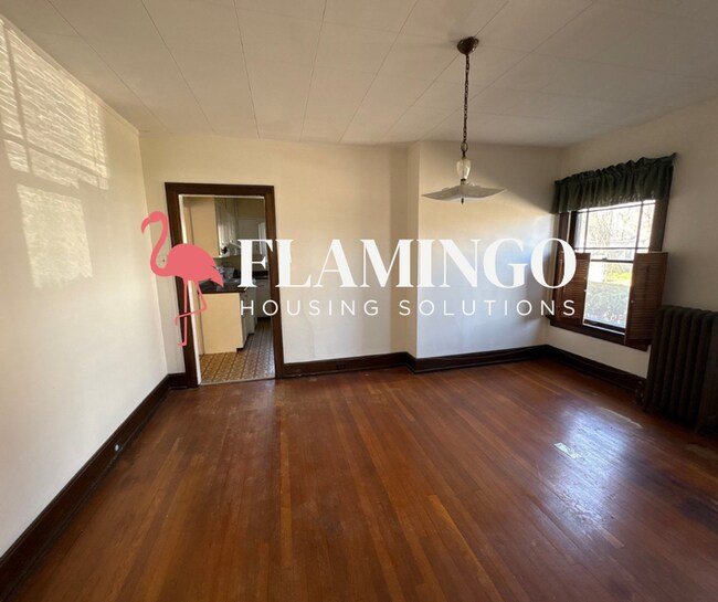 Foto del edificio - “Massive 8-Bedroom Home in Dayton – Rare Multi-Level Living Space”