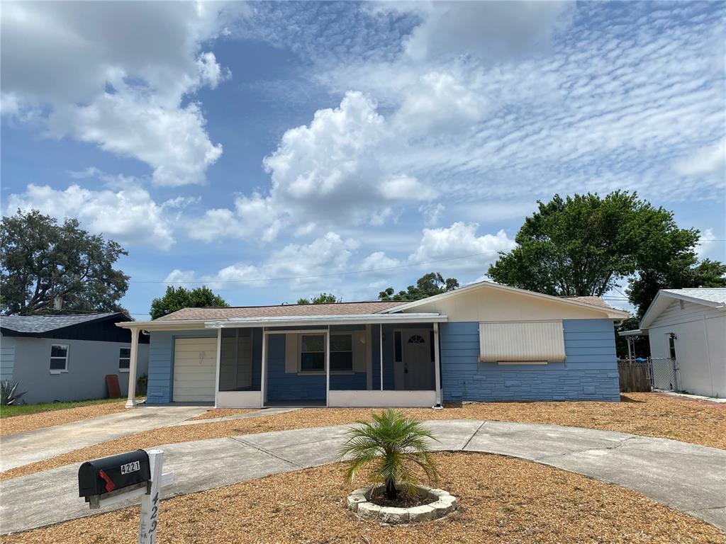 Foto principal - 4221 Ridgefield Ave