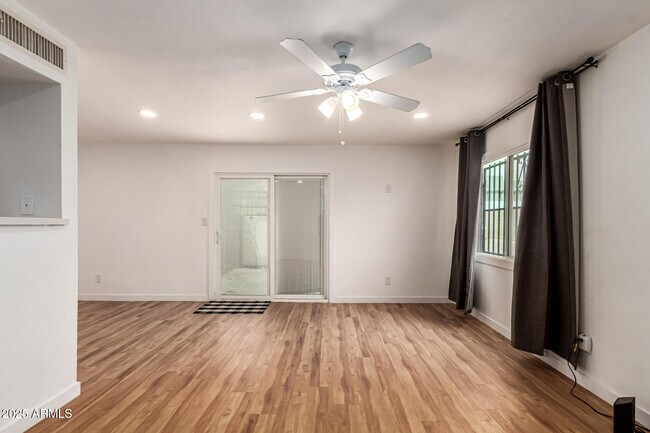 Foto del edificio - 4001 S 45th St