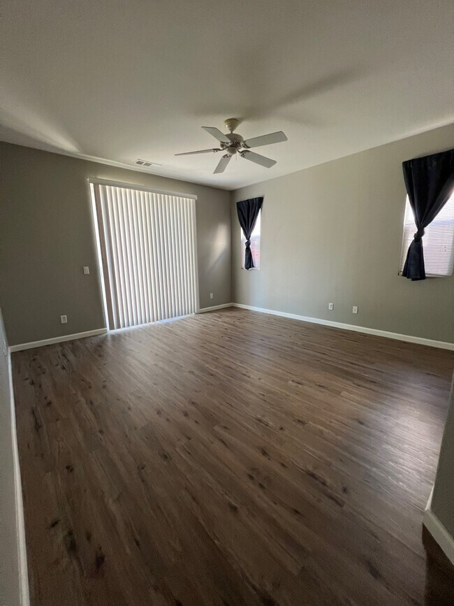 Foto del edificio - 29762 Northshore St