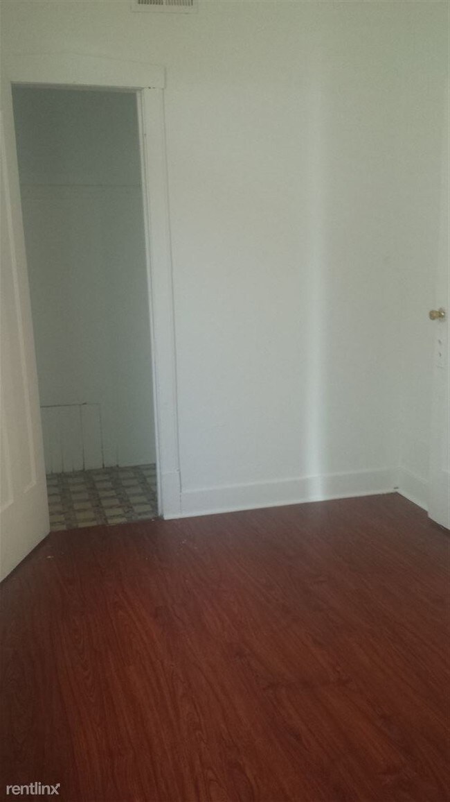 Foto del edificio - 2736 W Francis Pl