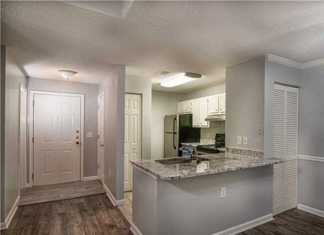 Foto del edificio - The Reserve at Woodbridge, Unit E220